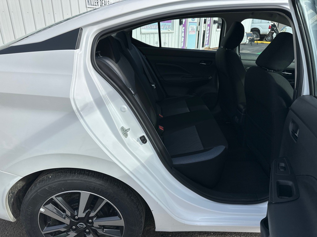 2025 Nissan Versa Image 18