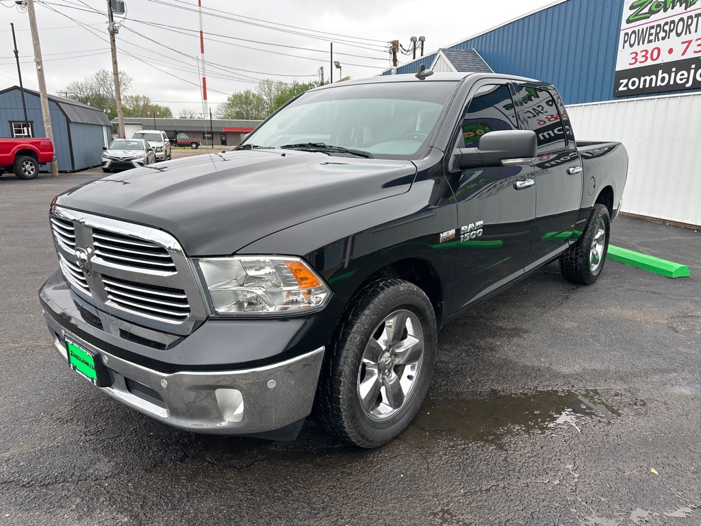 2018 RAM 1500 Image 3