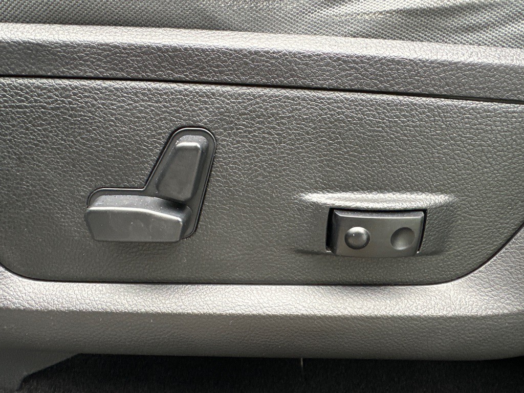 2018 RAM 1500 Image 12