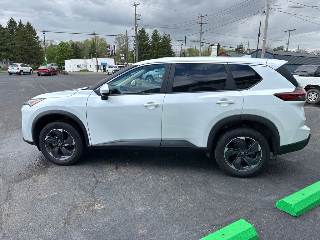 2024 Nissan Rogue Image 4