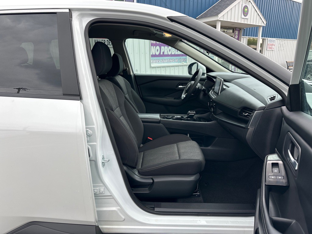 2024 Nissan Rogue Image 24