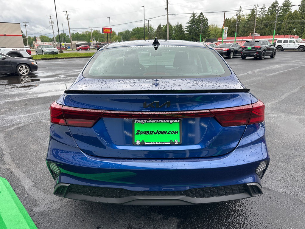 2024 Kia Forte Image 6