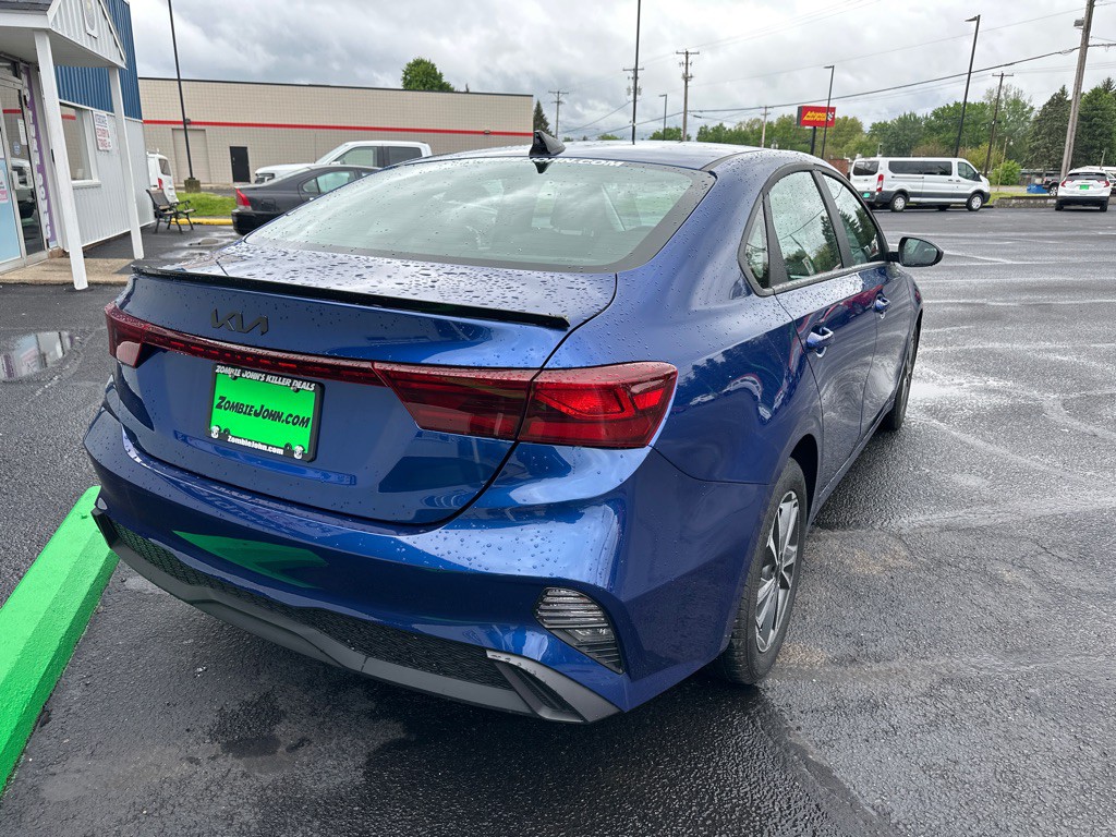 2024 Kia Forte Image 7