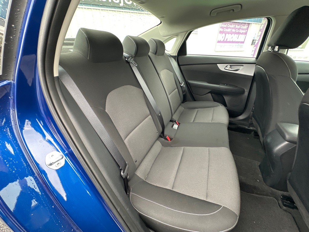 2024 Kia Forte Image 17
