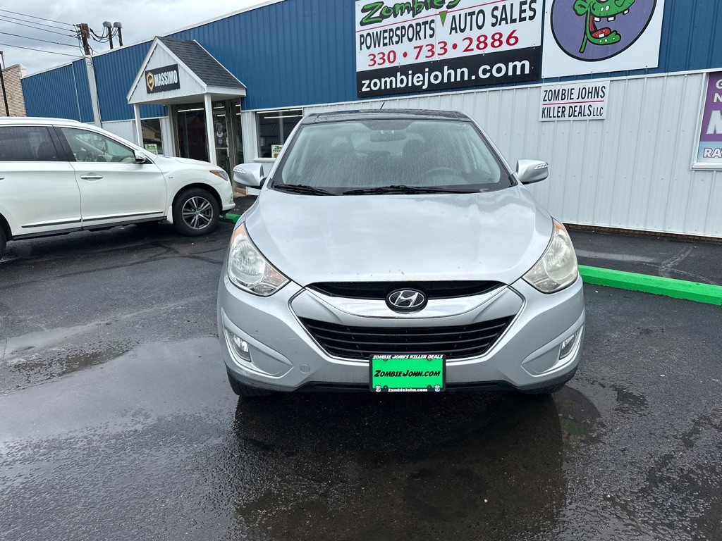 2010 Hyundai Tucson Image 2