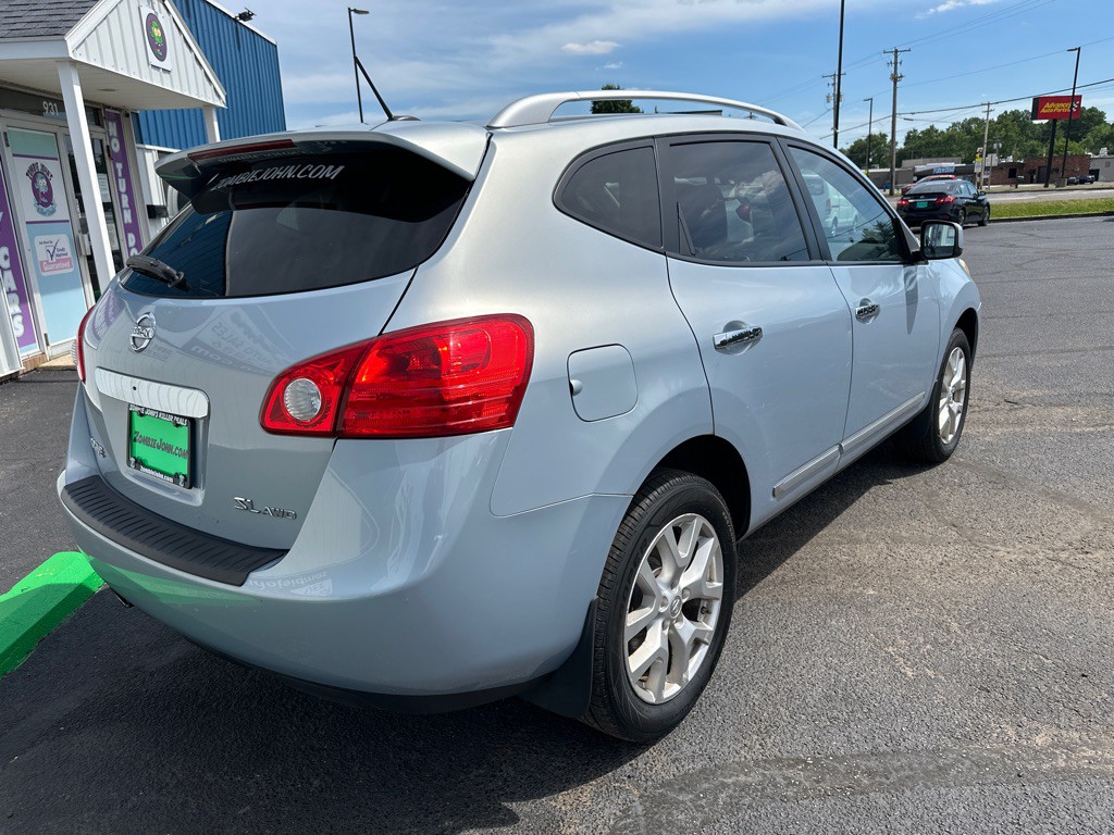 2011 Nissan Rogue Image 8