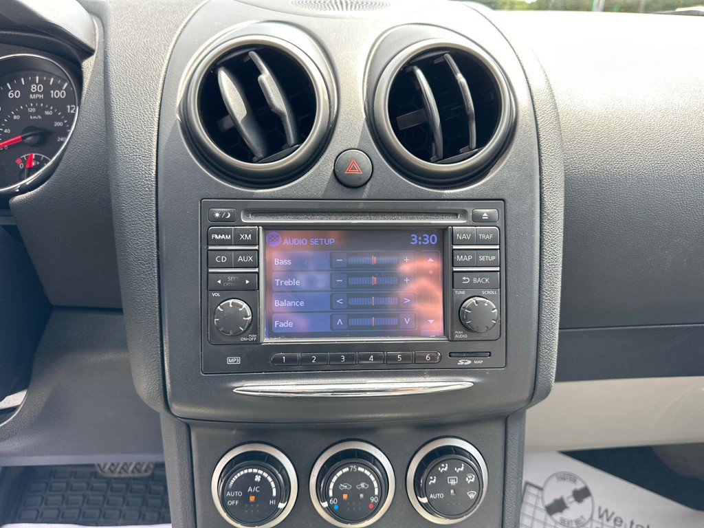 2011 Nissan Rogue Image 14