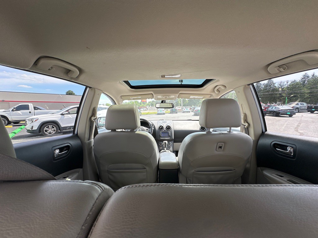 2011 Nissan Rogue Image 27