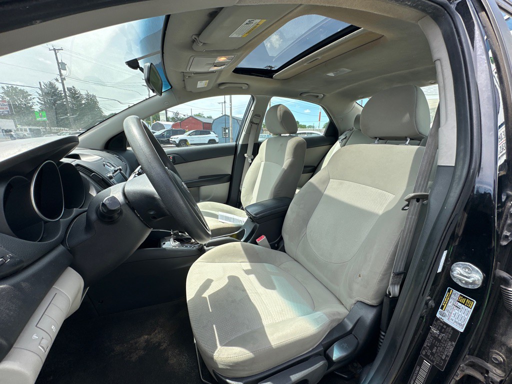 2012 Kia Forte Image 10