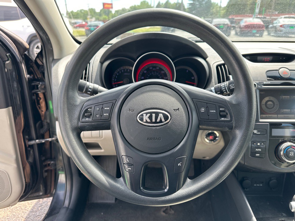 2012 Kia Forte Image 11