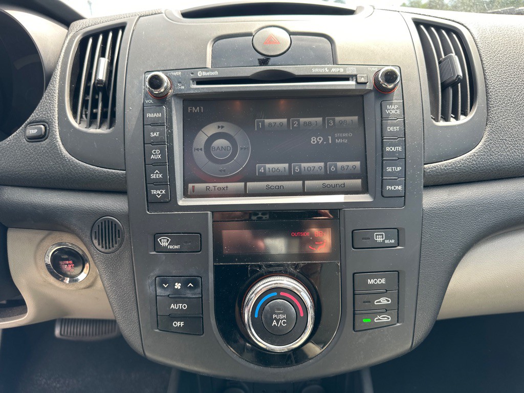 2012 Kia Forte Image 13