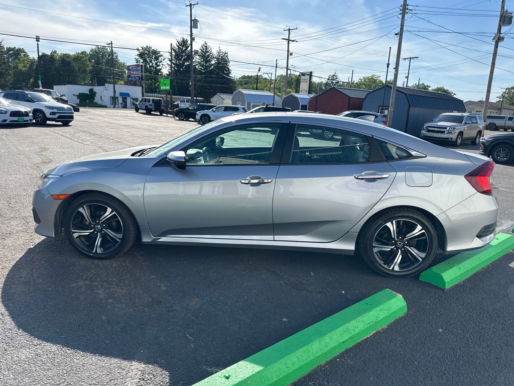 2017 Honda Civic Image 4