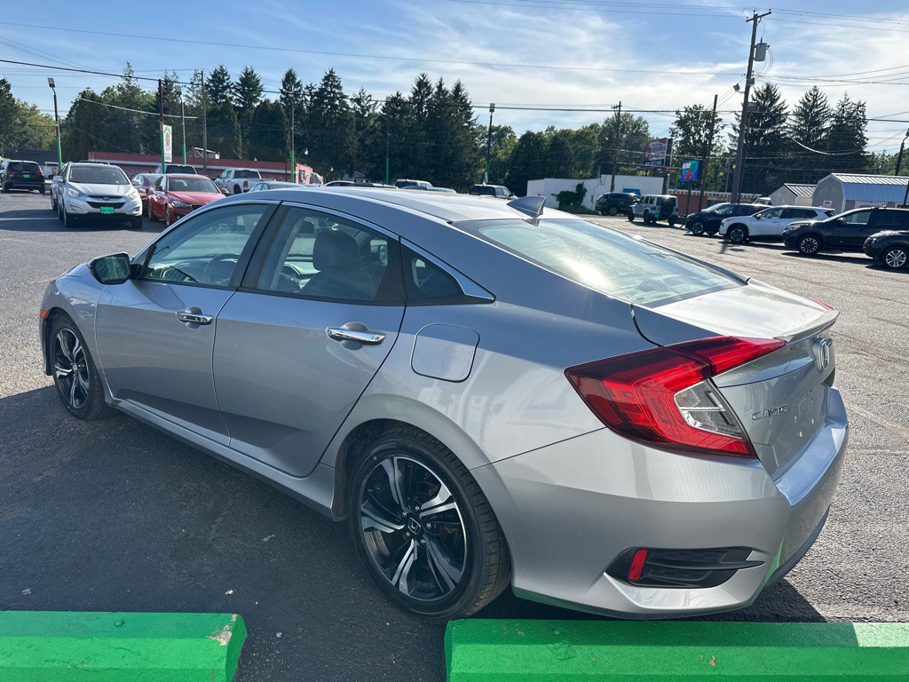 2017 Honda Civic Image 5