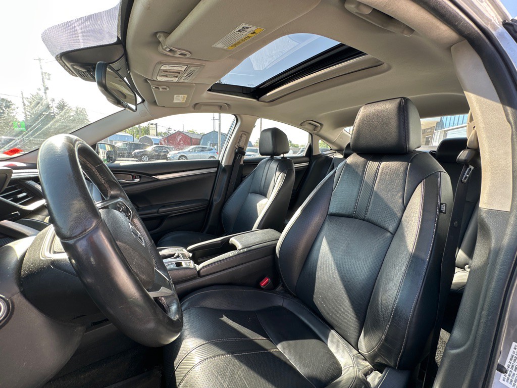 2017 Honda Civic Image 10