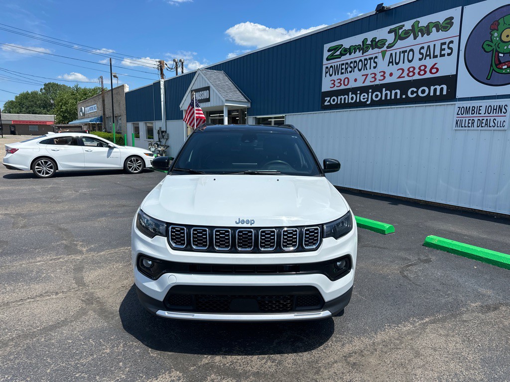 2024 Jeep Compass Image 2