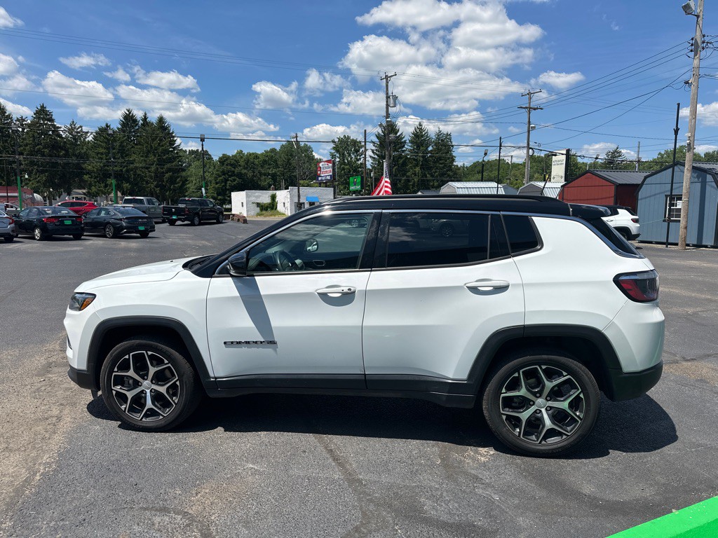 2024 Jeep Compass Image 3