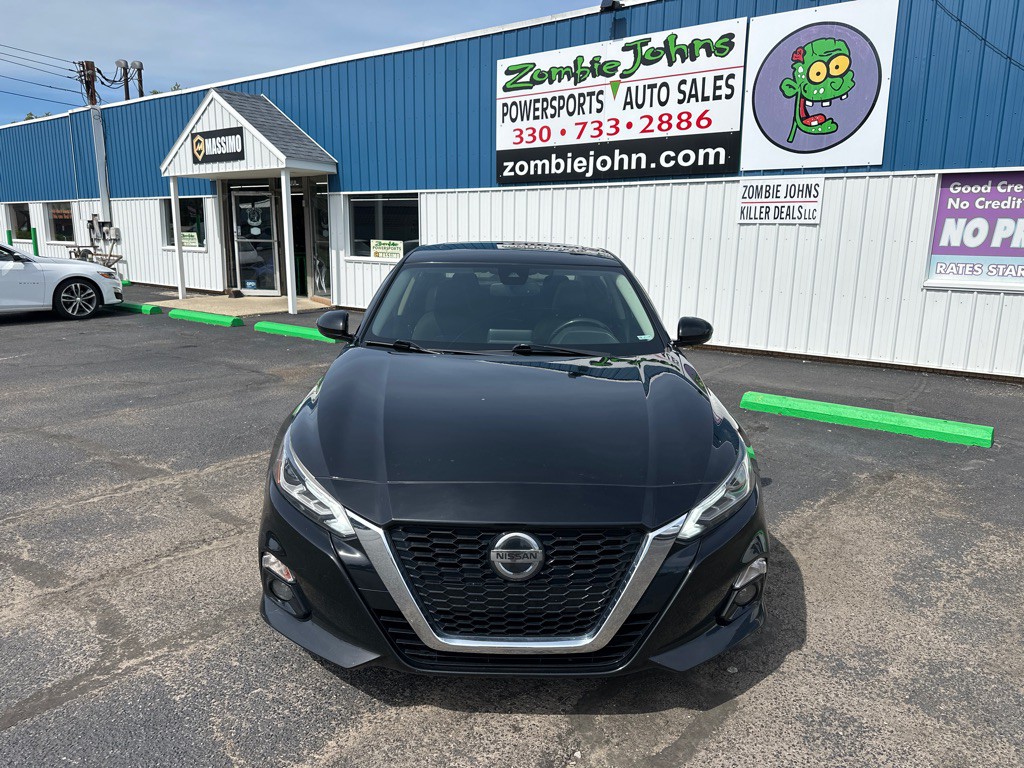 2019 Nissan Altima Image 2