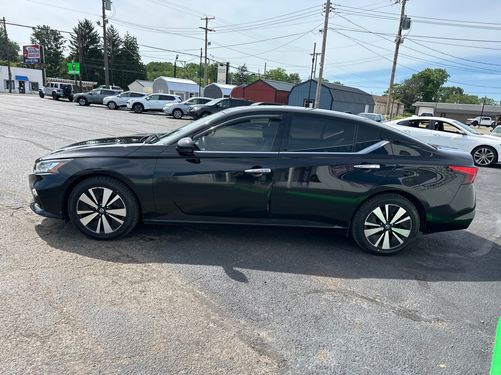2019 Nissan Altima Image 4