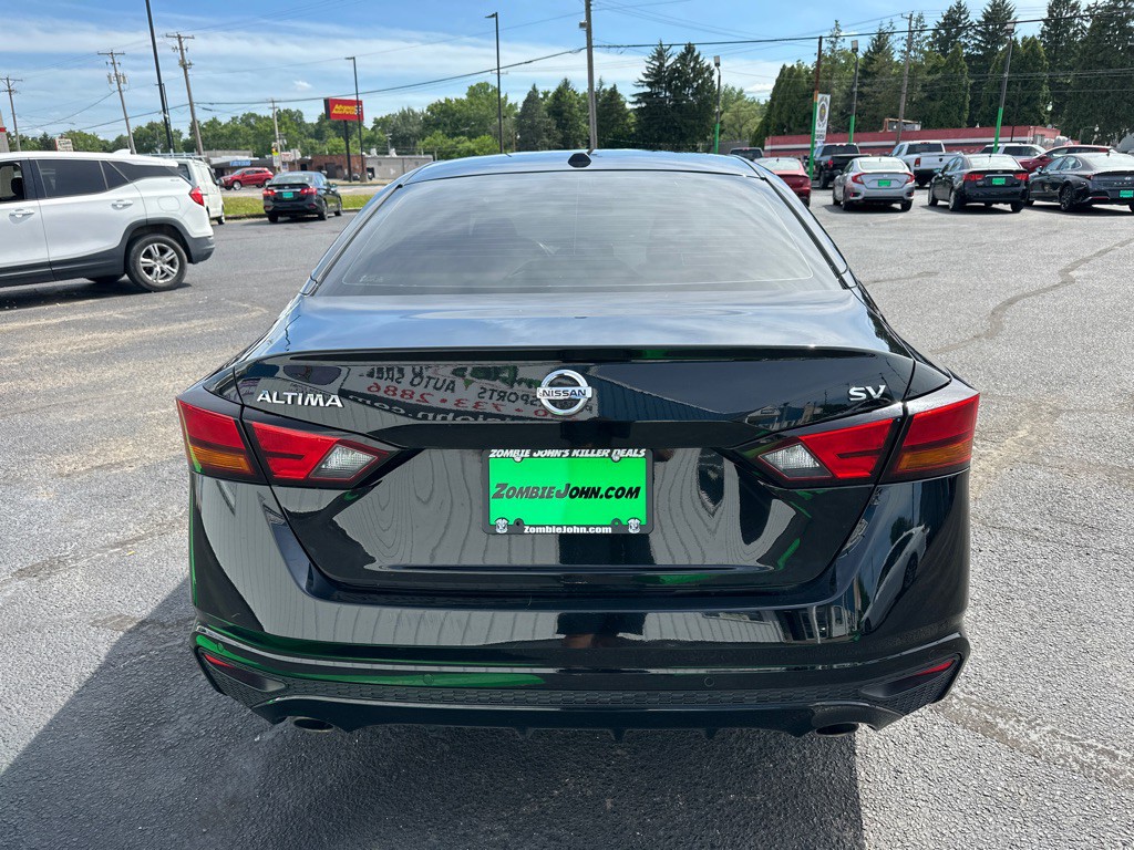 2019 Nissan Altima Image 5
