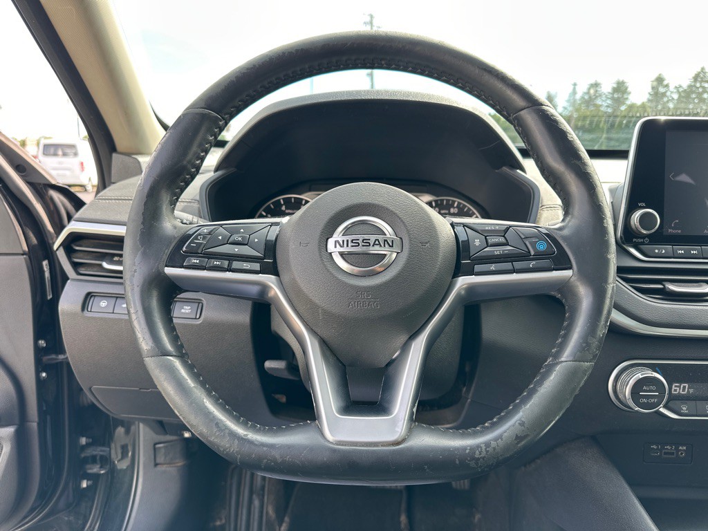 2019 Nissan Altima Image 10