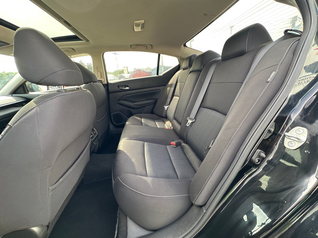 2019 Nissan Altima Image 14