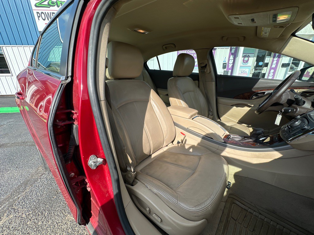 2012 Buick Lacrosse Image 16