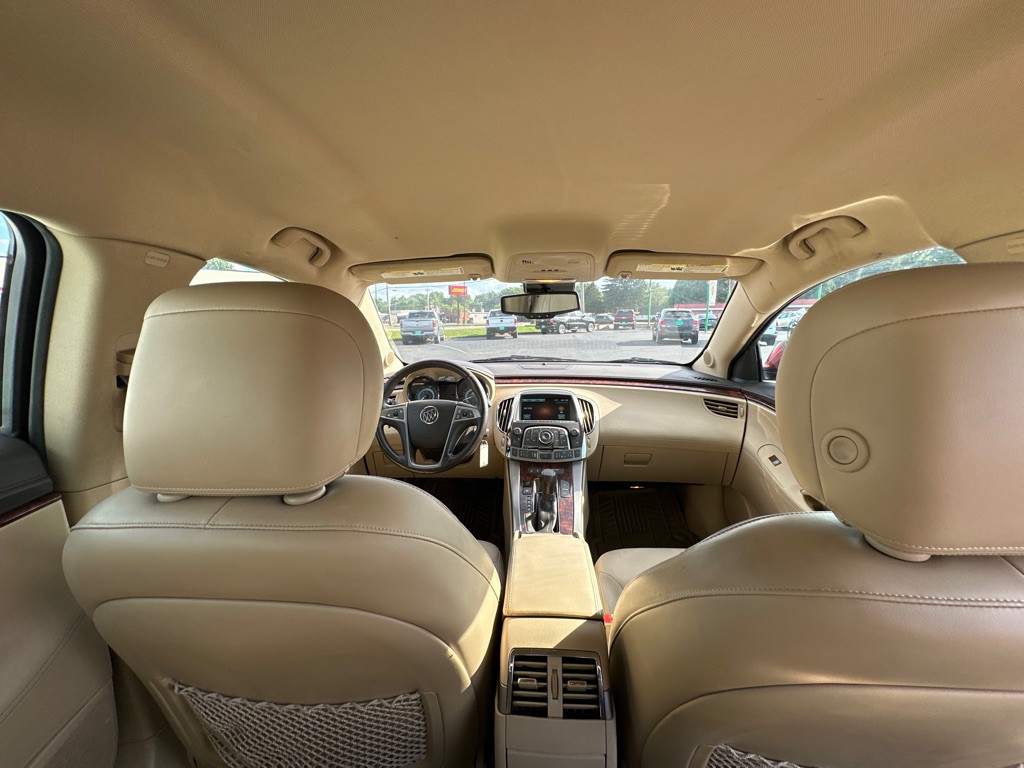 2012 Buick Lacrosse Image 17