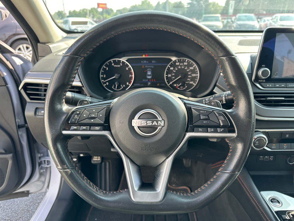 2024 Nissan Altima Image 11