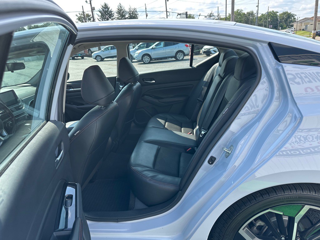2024 Nissan Altima Image 15