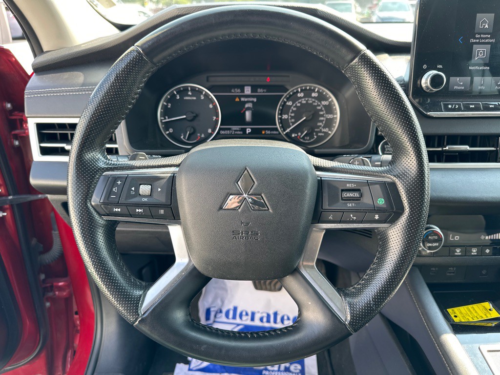 2024 Mitsubishi Outlander Image 11