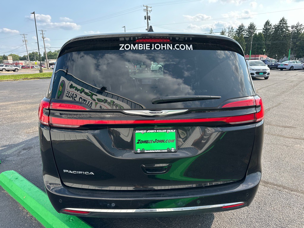 2023 Chrysler Pacifica Image 6