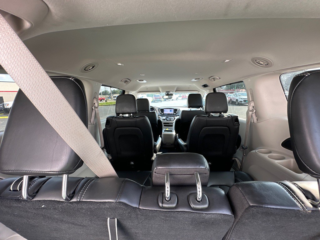 2023 Chrysler Pacifica Image 22