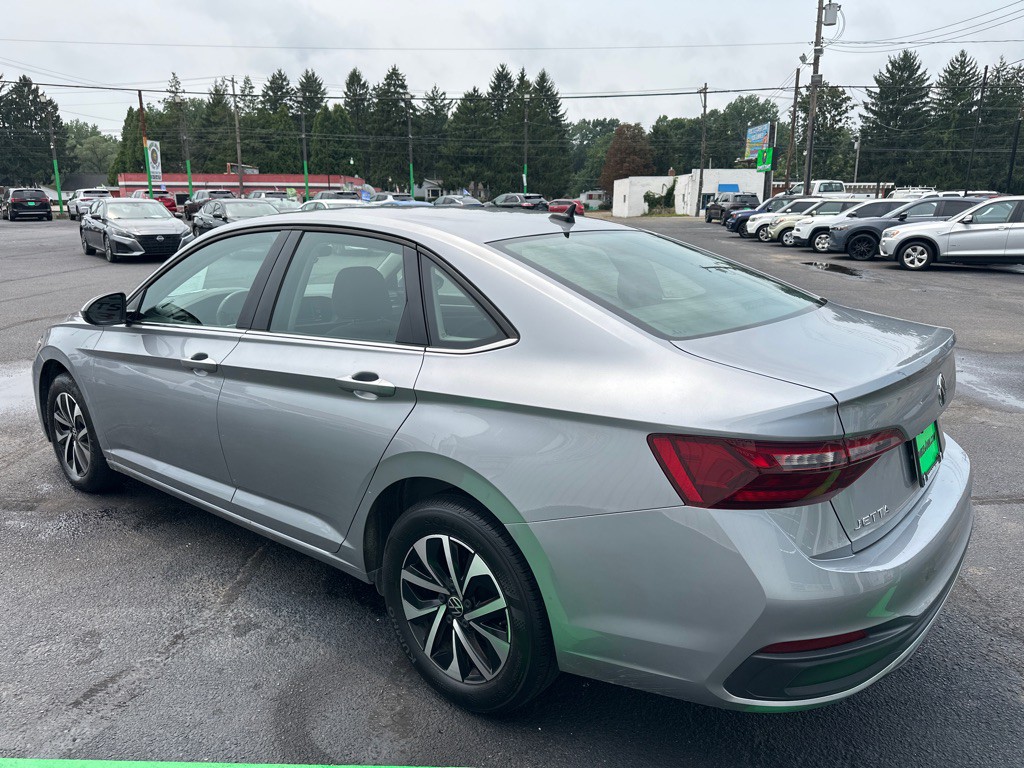 2024 Volkswagen Jetta Image 5
