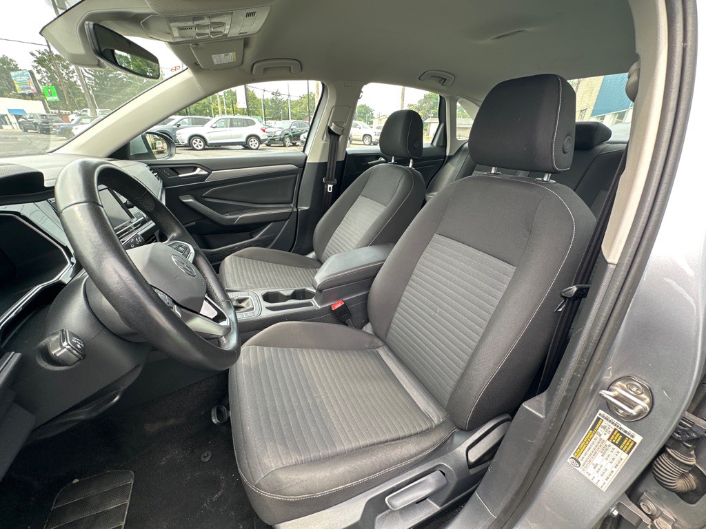 2024 Volkswagen Jetta Image 10