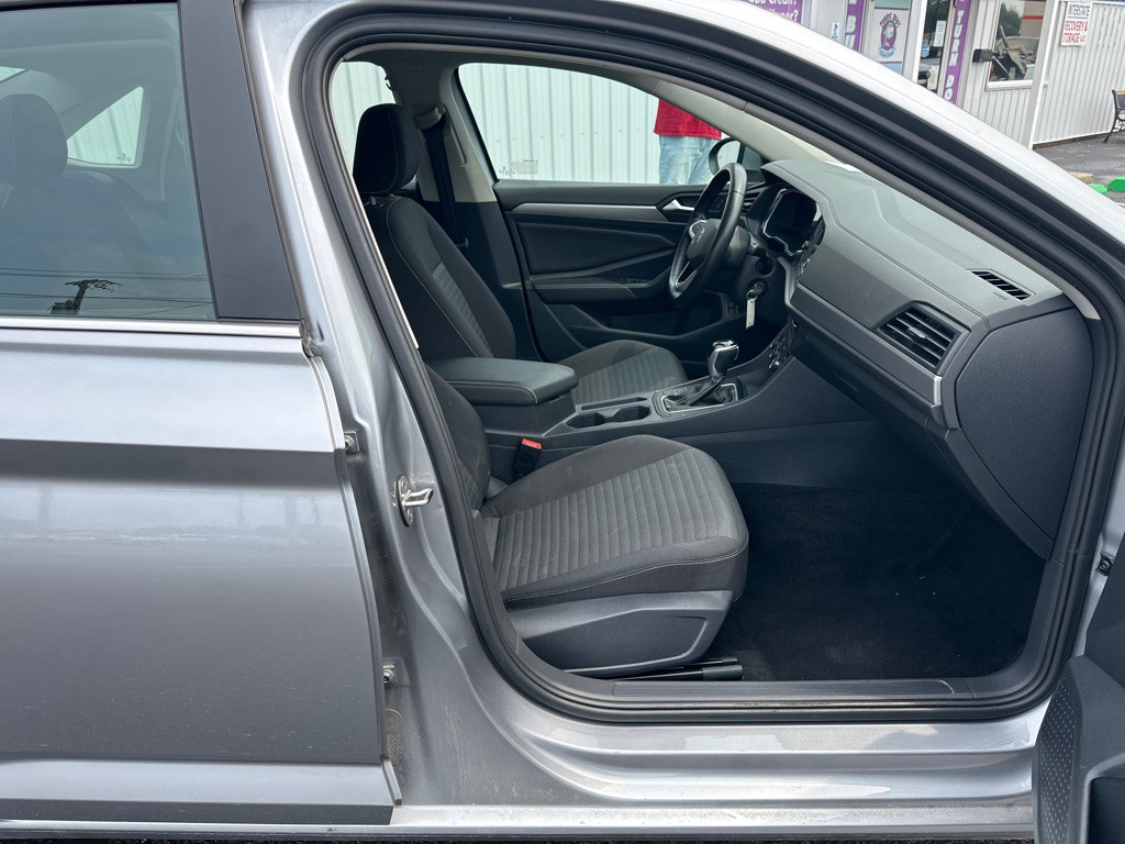 2024 Volkswagen Jetta Image 19