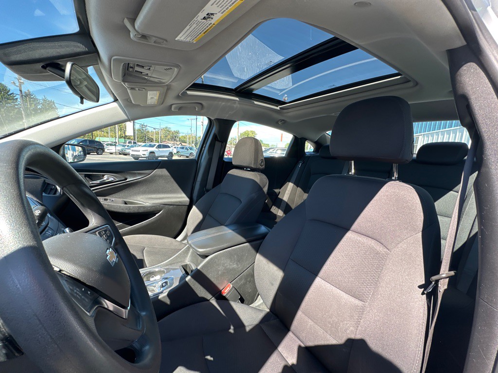 2024 Chevrolet Malibu Image 11