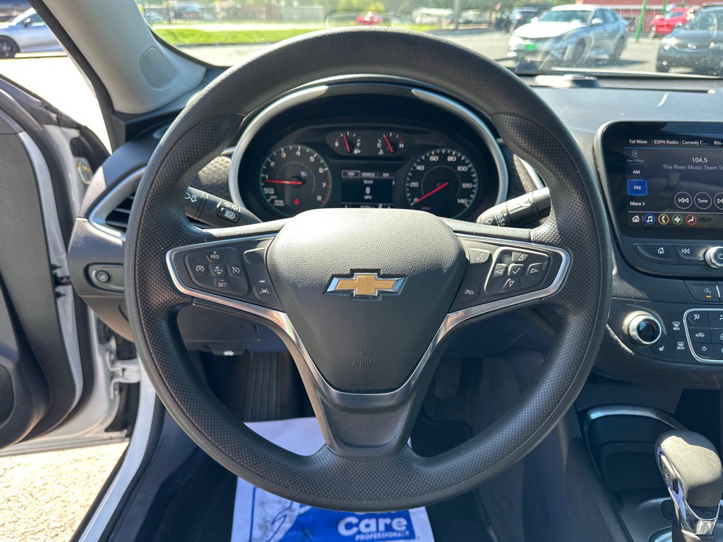 2024 Chevrolet Malibu Image 12