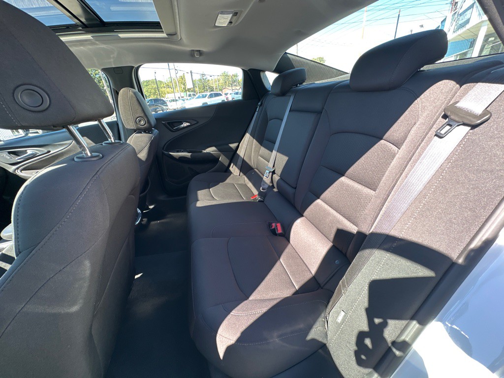 2024 Chevrolet Malibu Image 17