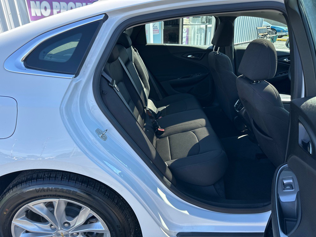 2024 Chevrolet Malibu Image 18