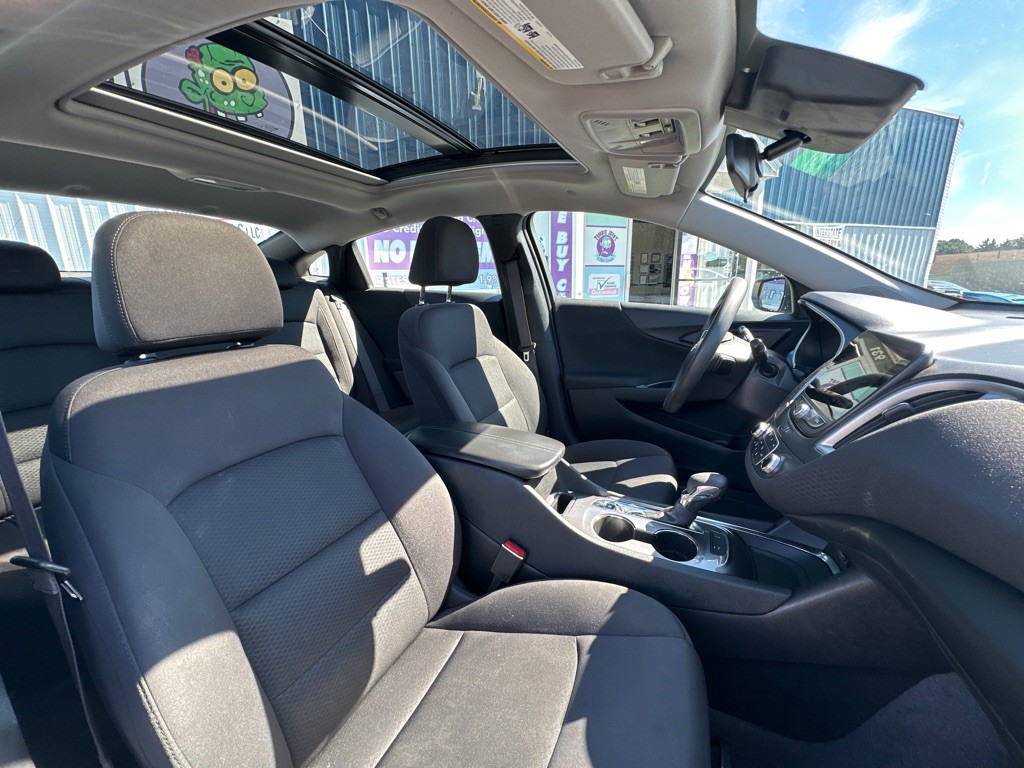 2024 Chevrolet Malibu Image 21