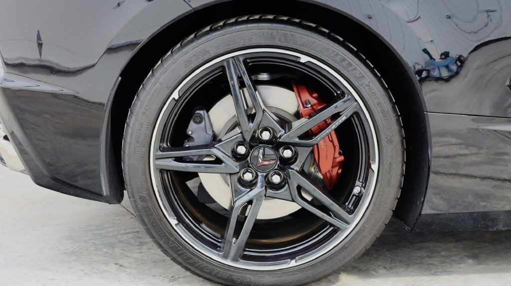 2020 Chevrolet Corvette Image 12