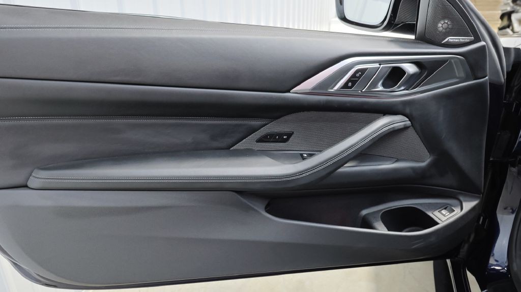 2021 BMW M4 Image 16