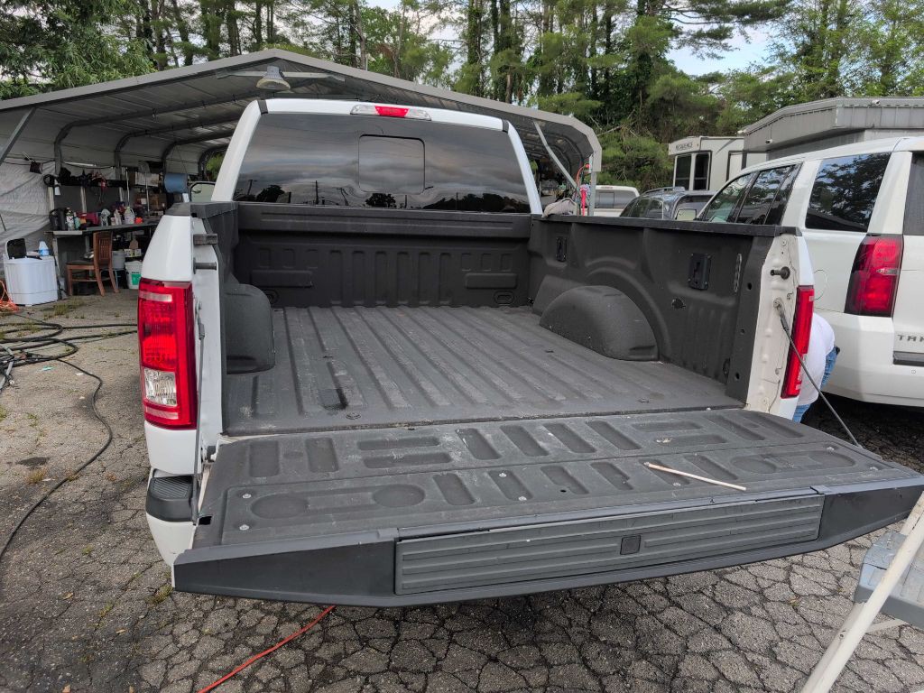 2017 Ford F-150 Image 4