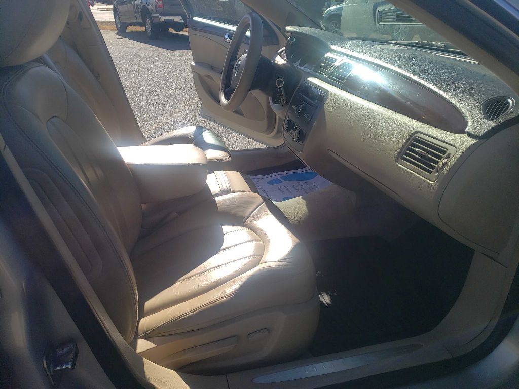 2009 Buick Lucerne Image 10