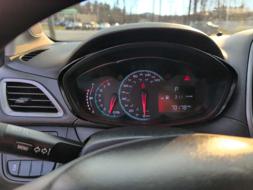 2021 Chevrolet Spark Image 14