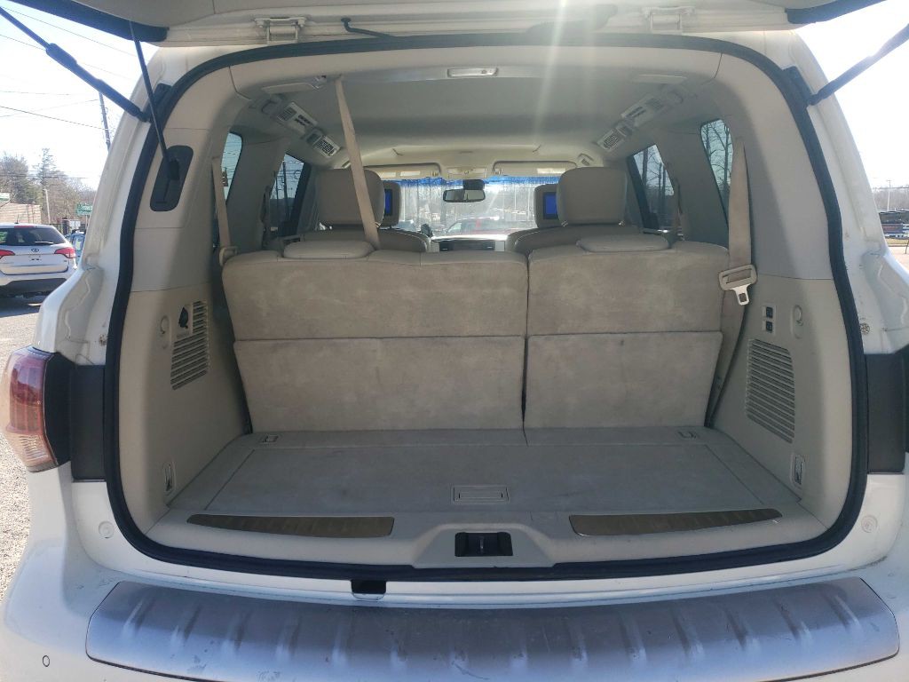 2016 INFINITI QX80 Image 12