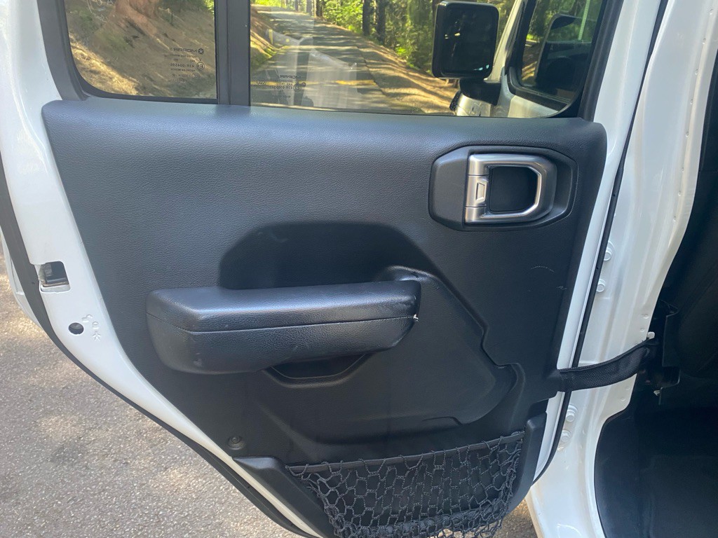 2020 Jeep Gladiator Image 18