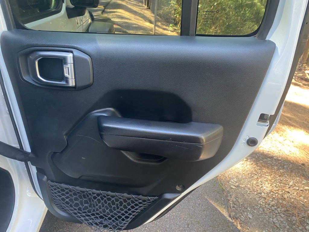 2020 Jeep Gladiator Image 20