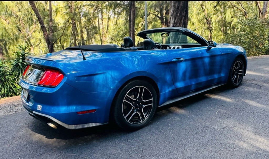 2020 Ford Mustang Image 5
