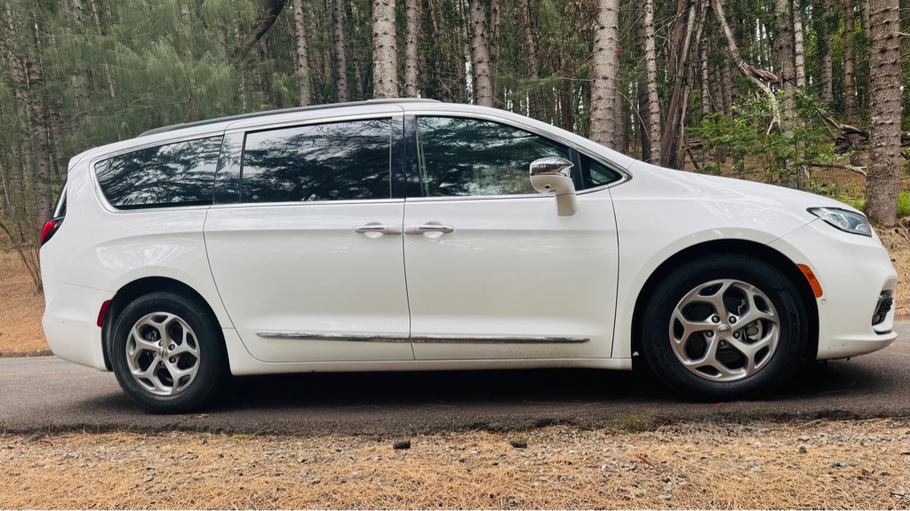 2022 Chrysler Pacifica Image 9